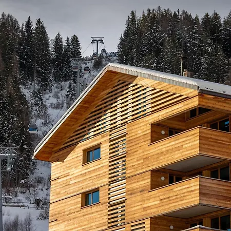 Apartament Swisspeak *